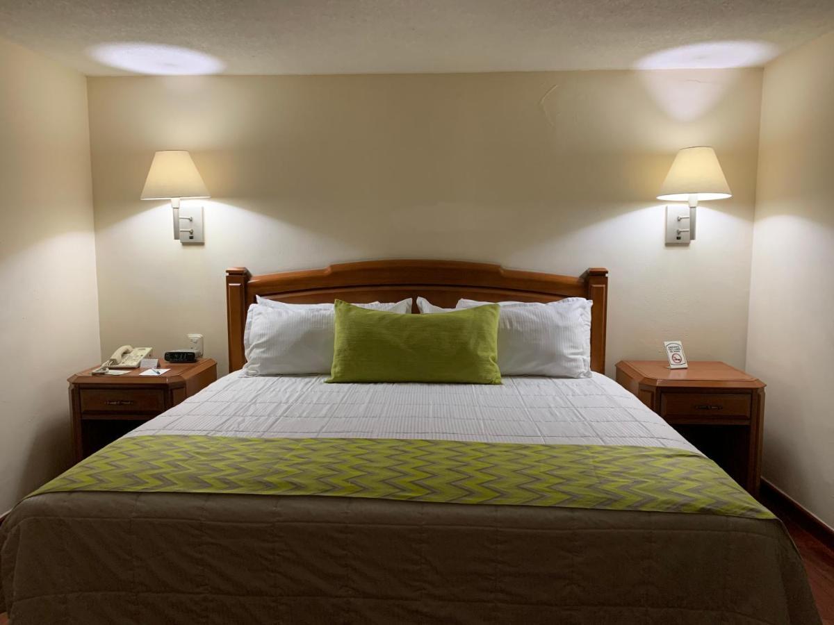 Hotel Villa Florida プエブラ エクステリア 写真